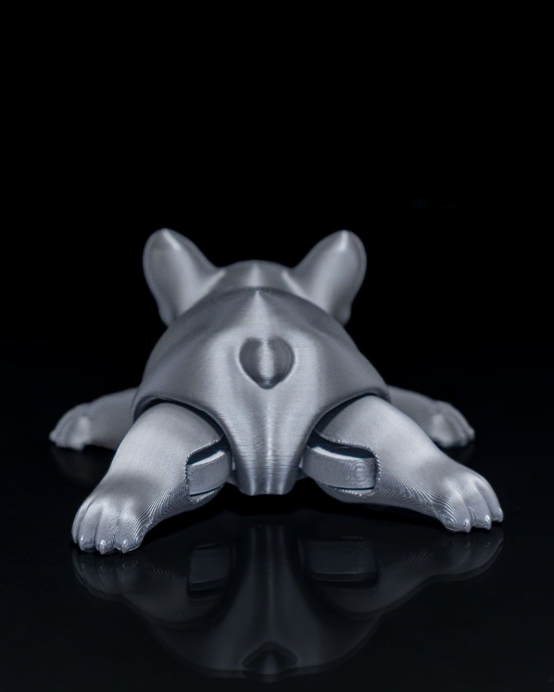 Mozgatható lábú francia bulldog szobor
